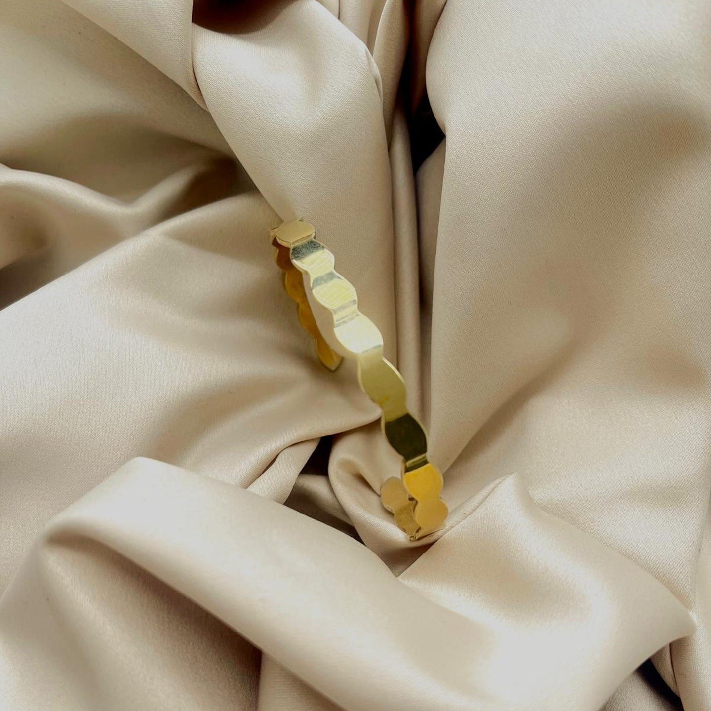 Bratara fixa argint Wave Bangle