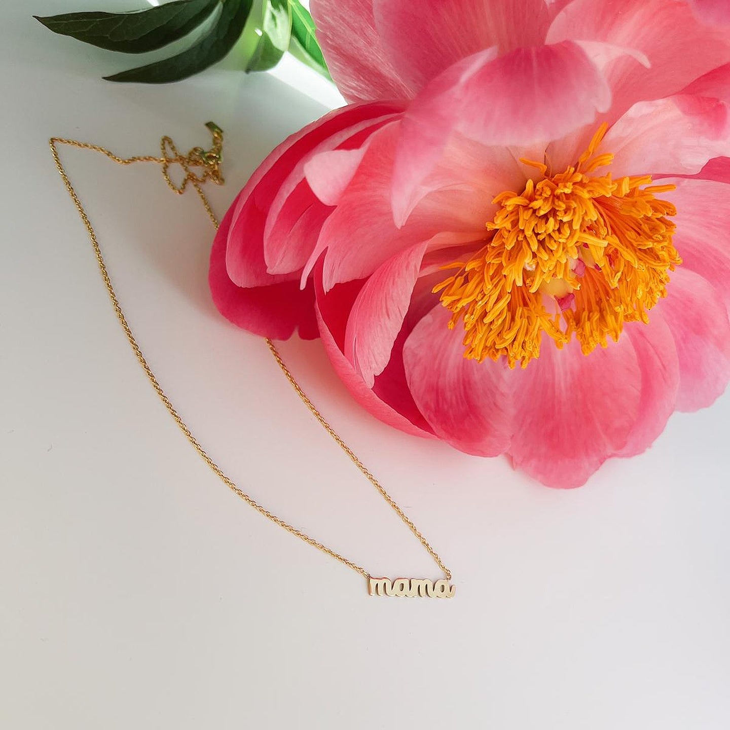 Lantisor argint mama Beloved Mom - placat aur galben 18K