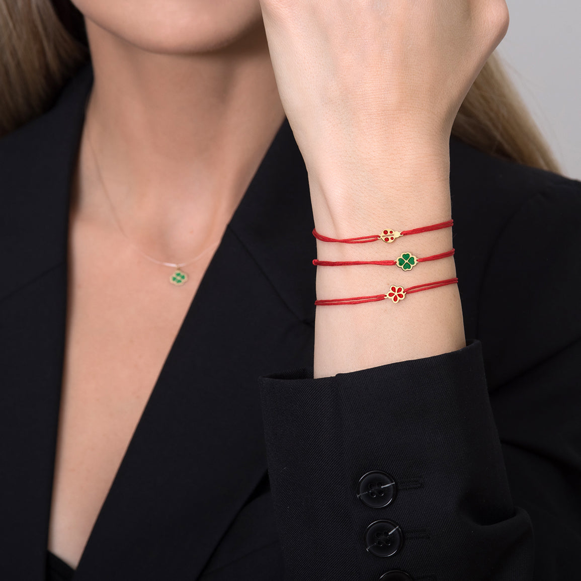 Bratari martisor aur snur rosu si set mix simboluri email