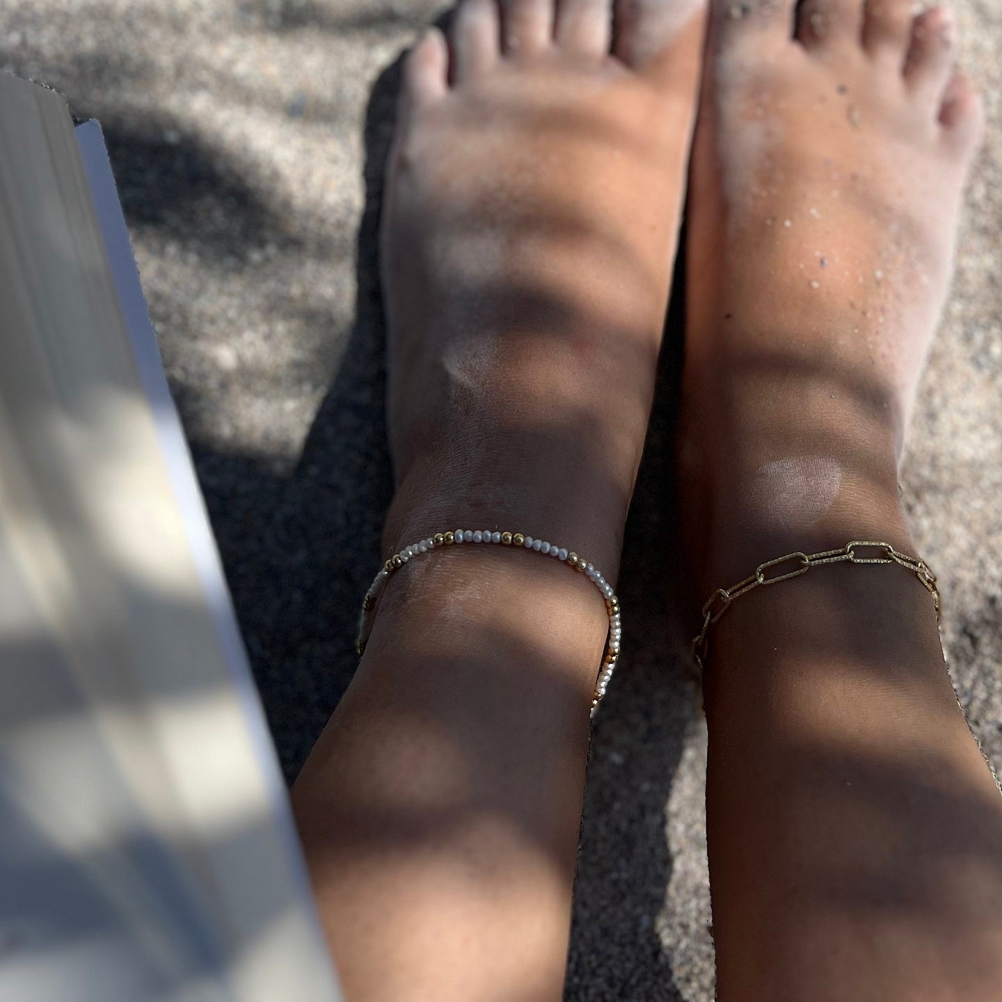 Bratara de picior argint perle si bilute Sand Below