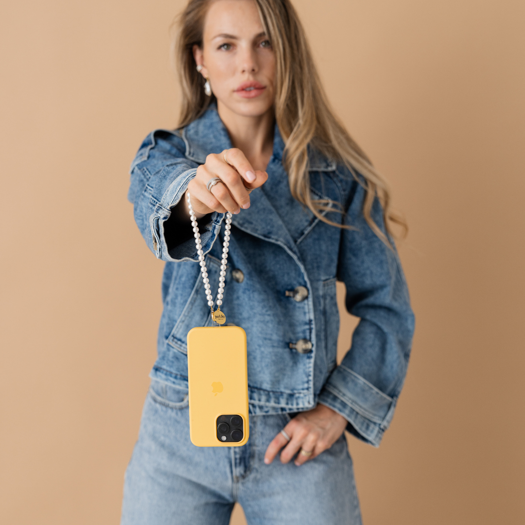 Perla9 Lant telefon / Colier / Curea THE CLASSY accesoriu multifunctional din perle scoica - placat cu aur galben