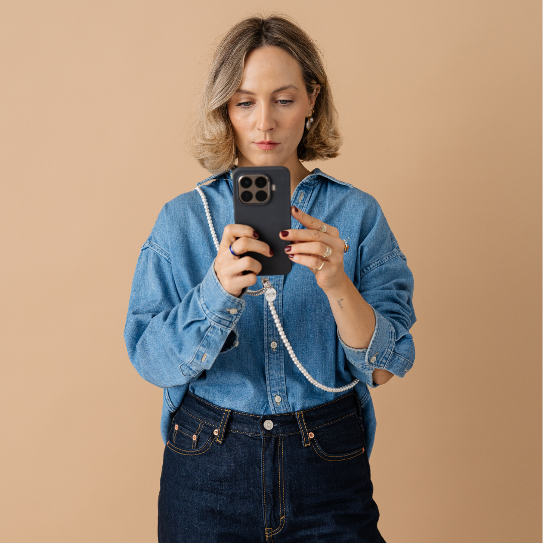 Perla9 Lant telefon / Colier / Curea THE CLASSY accesoriu multifunctional din perle scoica - placat cu argint