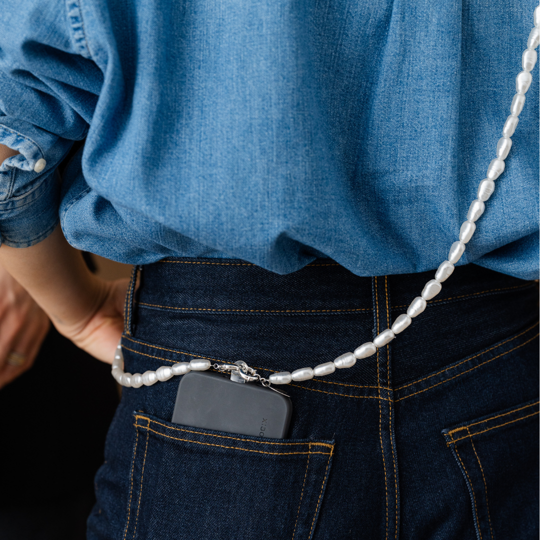 Perla9 Lant telefon / Colier / Curea THE ESSENTIAL accesoriu unisex multifunctional din perle sintetice - placat cu argint