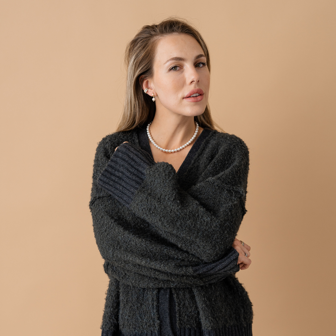 Perla9 Lant telefon / Colier / Curea THE CLASSY accesoriu multifunctional din perle scoica - placat cu aur galben