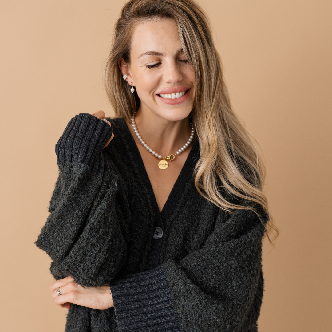 Perla9 Lant telefon / Colier / Curea THE CLASSY accesoriu multifunctional din perle scoica - placat cu argint