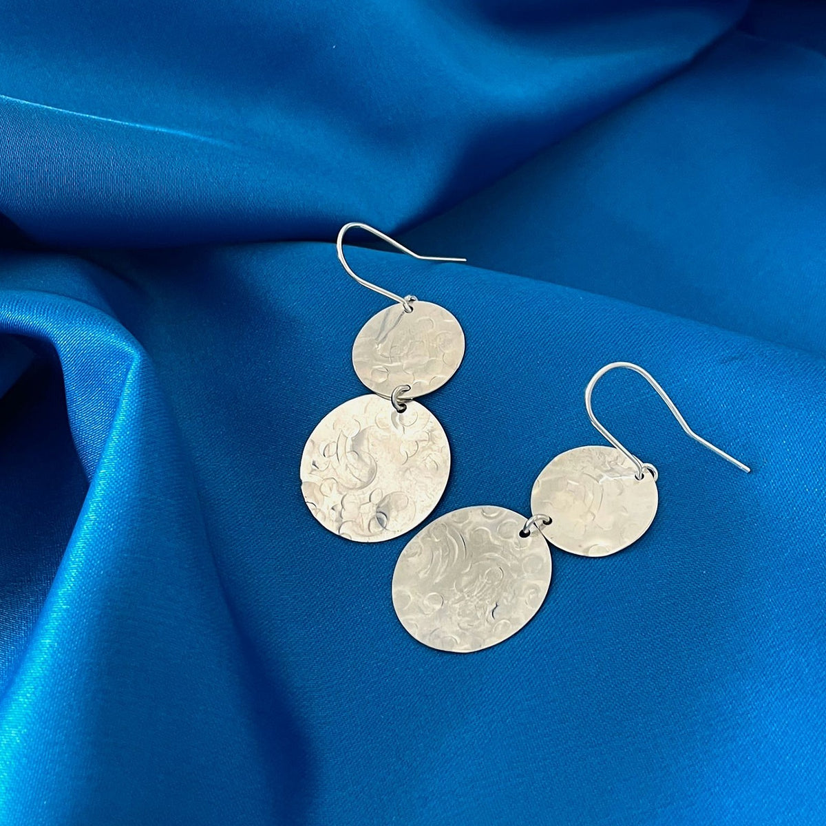 Cercei rotunzi argint cu banut Greek Chic - placati aur galben 18K