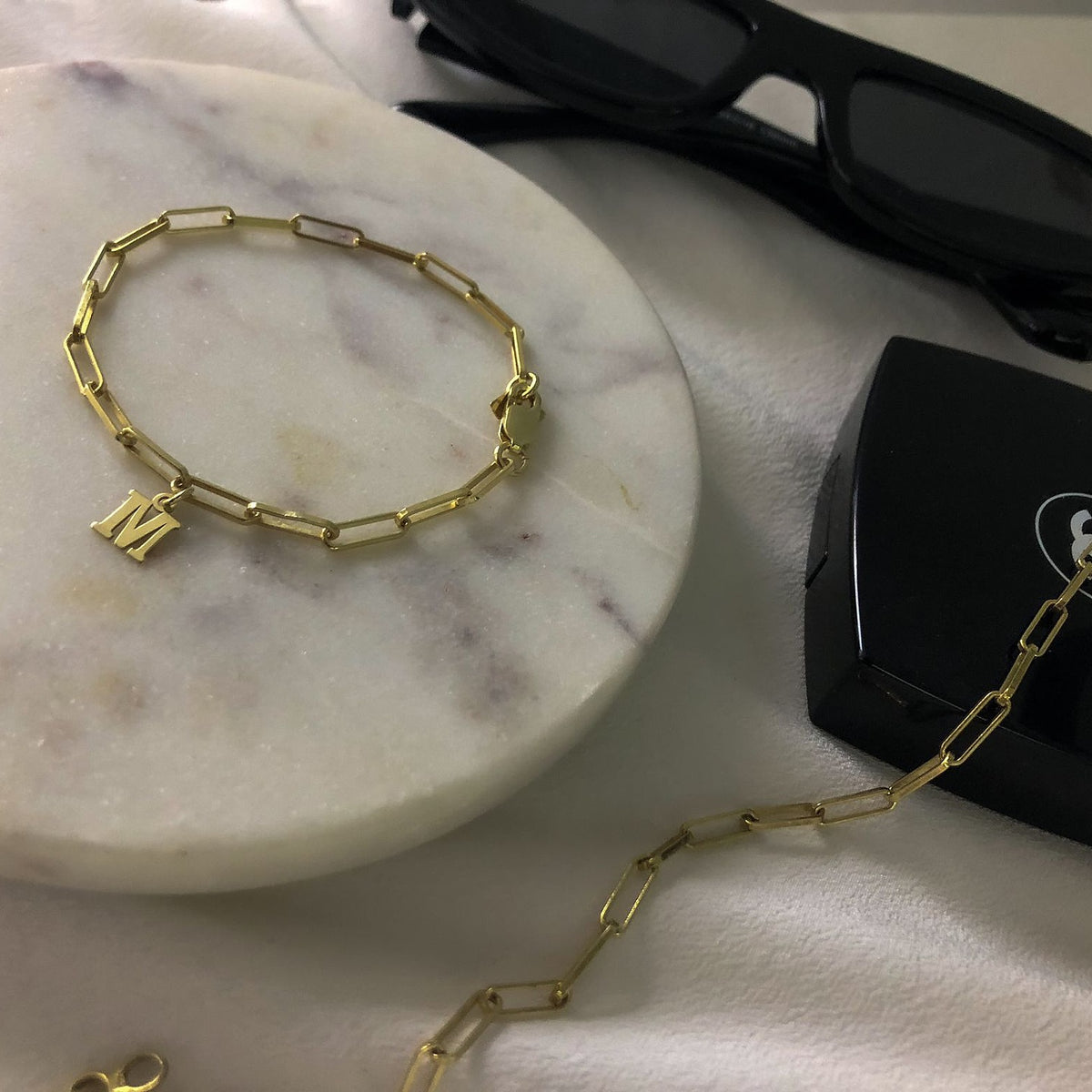Bratara argint lant Hardwear cu initiala My Person - placata aur galben 18K