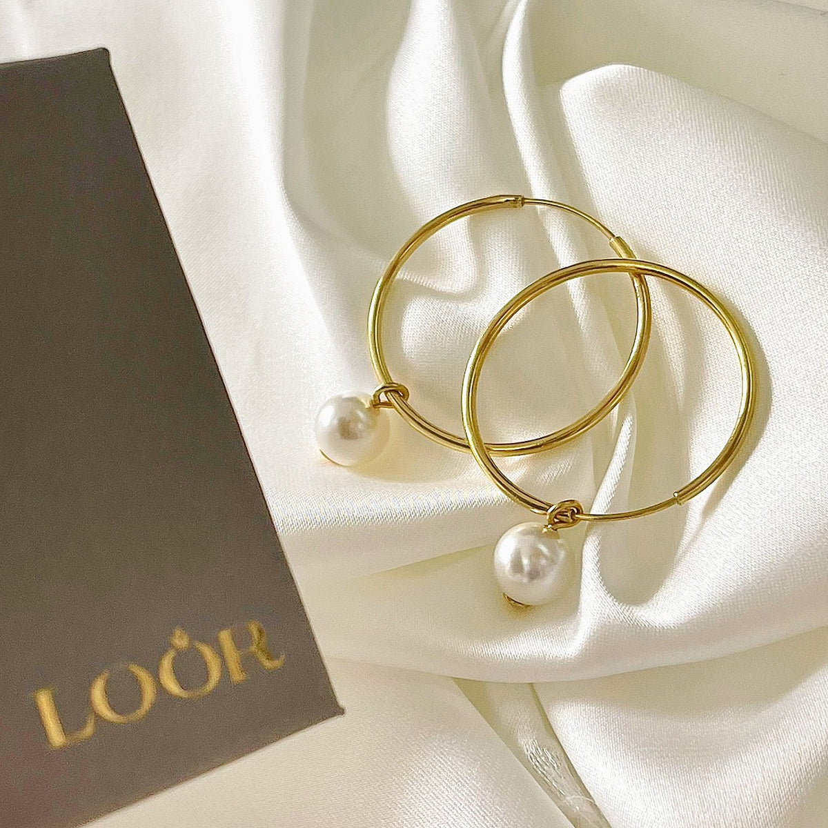 Cercei rotunzi argint creole Hoopy Pearl - placati aur galben 18K
