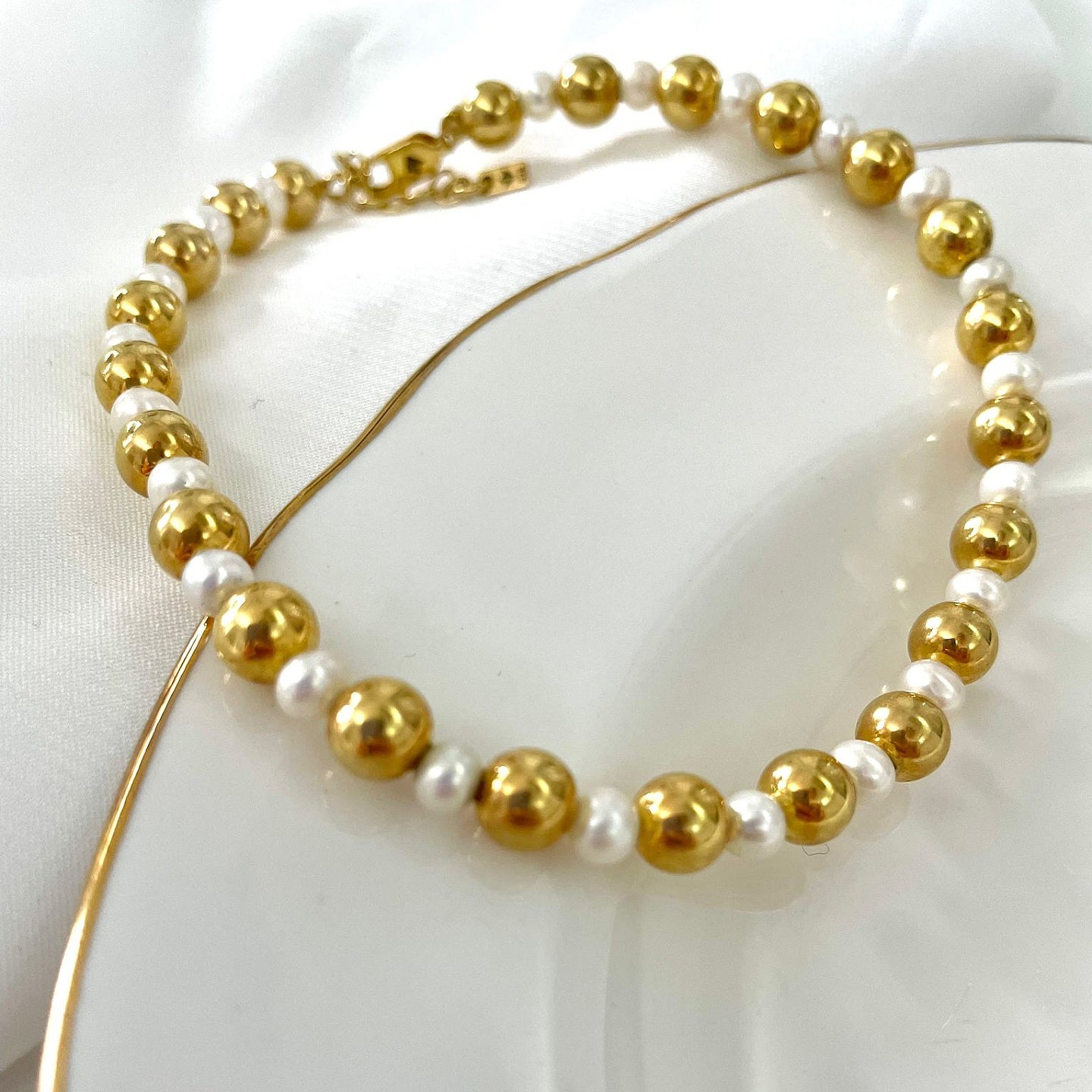 Bratara de picior argint perle si bilute The Maldives - placata aur galben 18K