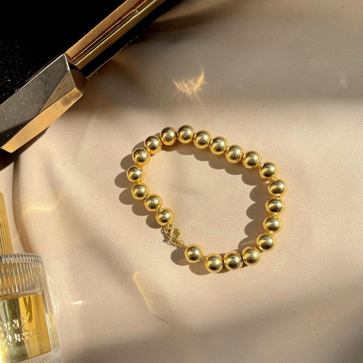 Bratara cu bilute argint Molecule Eight - placata aur galben 18K