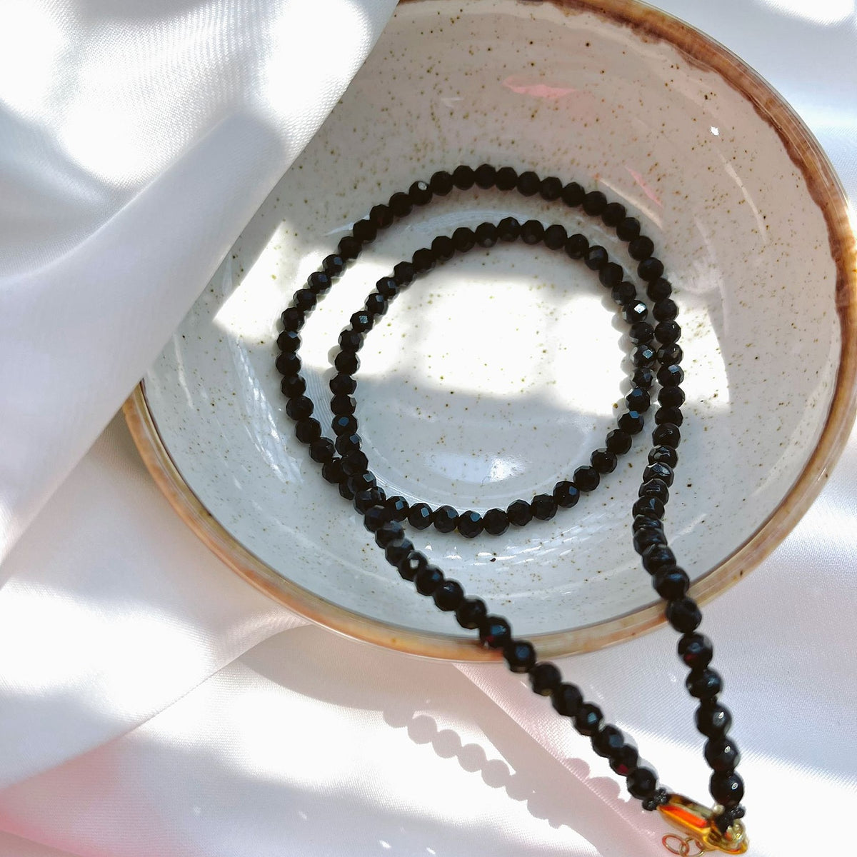 Colier cu onix negru Back to Black - placat aur galben 18K