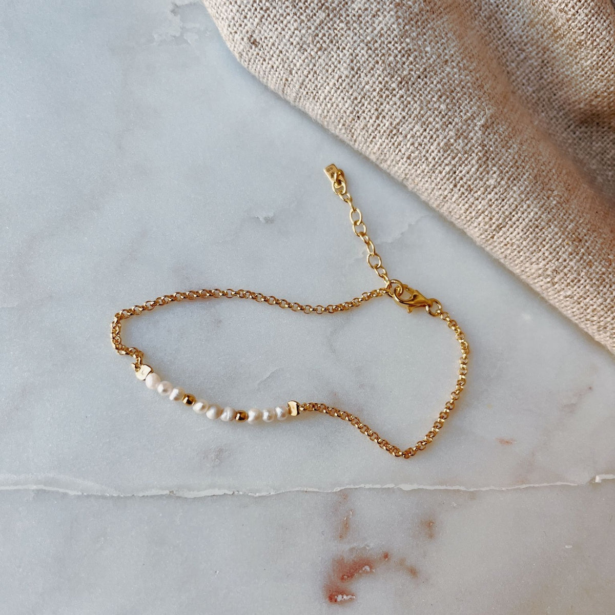 Bratara argint cu perle Grace - placata aur galben 18K