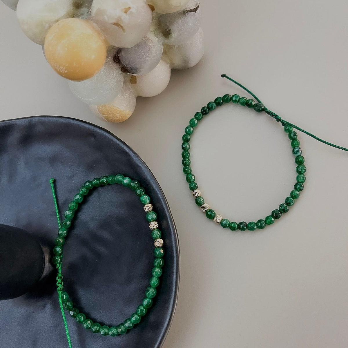 Bratara pietre semipretioase agat verde fatetat si aur August Stone